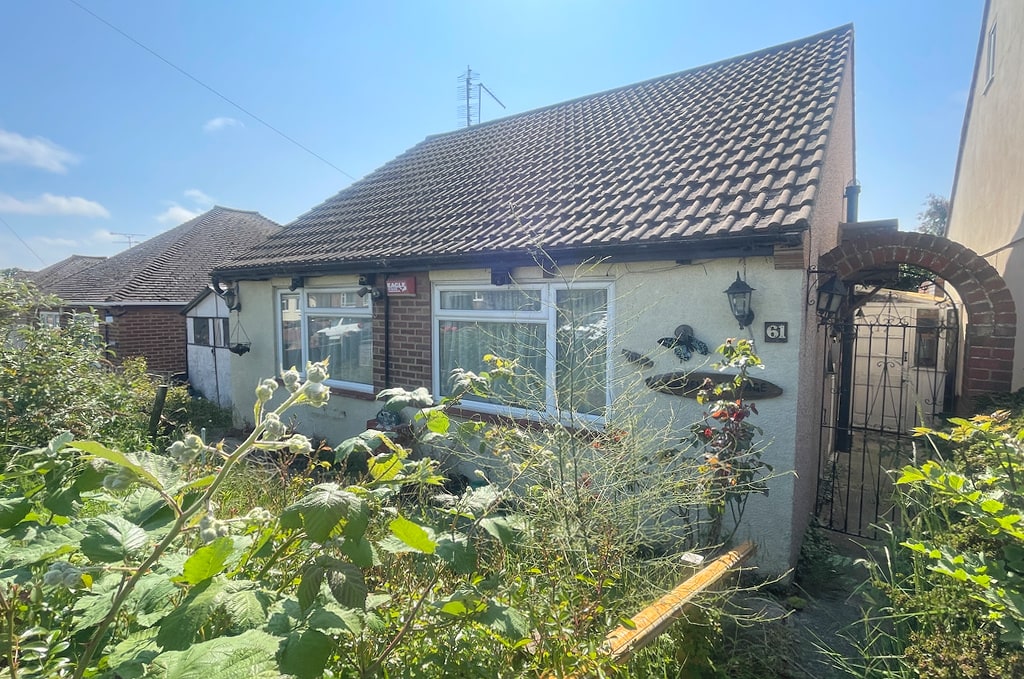 Detached Bungalow For Sale In Herne Avenue Herne Bay David Clarke