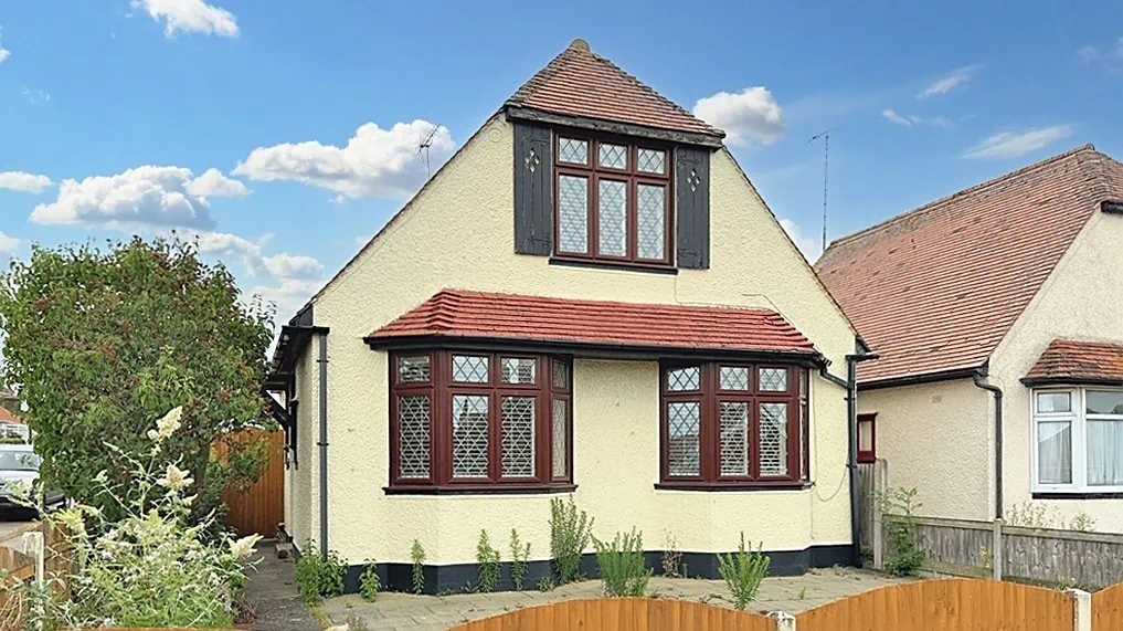 Three Bedrooms Sold STC In Douglas Road Herne Bay David Clarke Estate