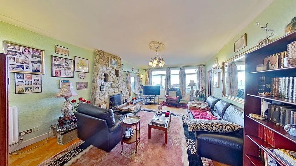 Extended Detached House Sold STC In Beacon Hill Herne Bay David