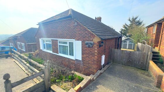 Strode Park Road, Herne Bay, CT6 7JQ
