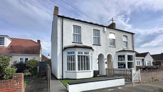 Glen Avenue, Herne Bay, CT6 6HY