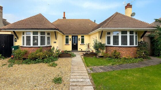 Bungalows For Sale In Herne Bay 1 Mickleburgh Hill, Herne Bay, CT6 6JZ